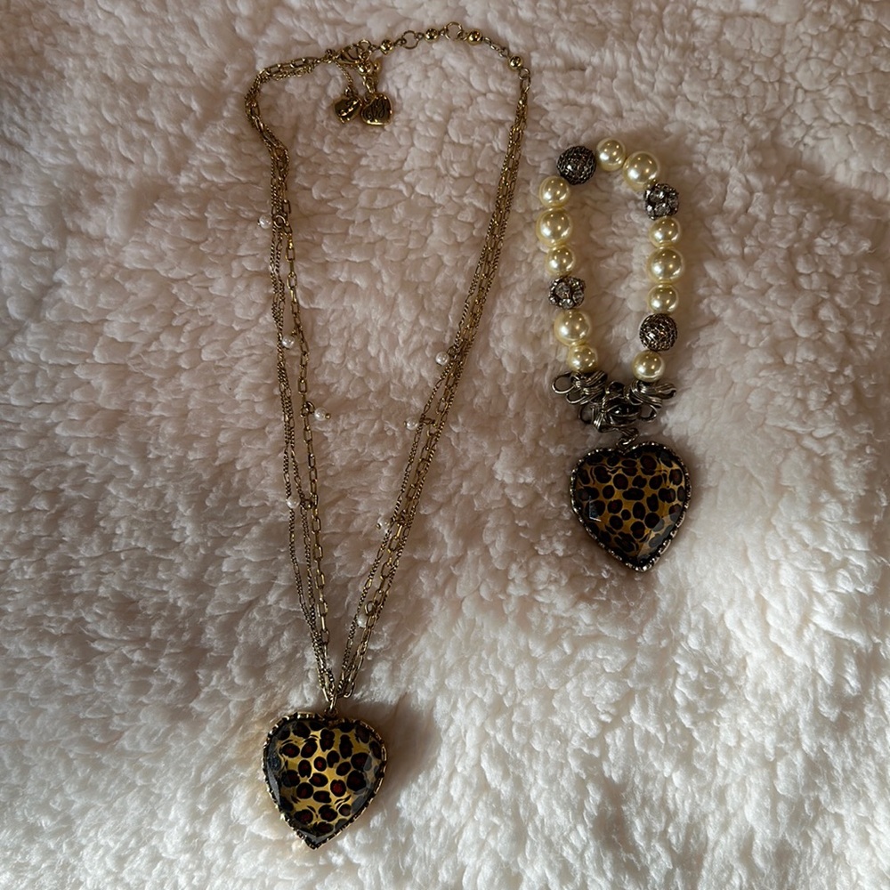 Betsy Johnson leopard heart & pearl necklace & bracelet